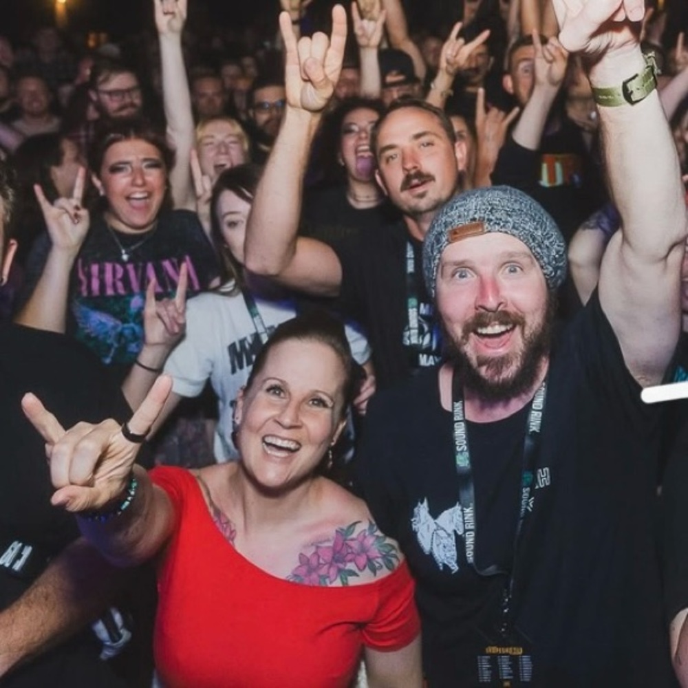 Meet your Posher, Mosh Paws Horrors